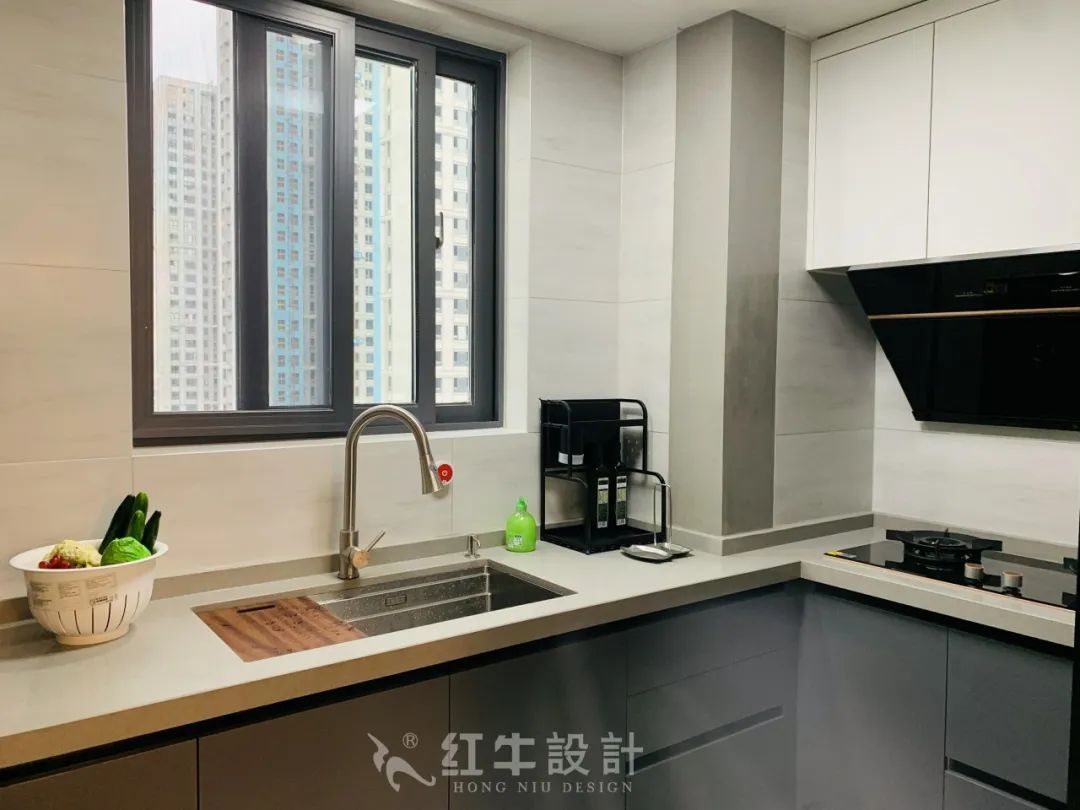 最美畢業(yè)照 ④--保利國(guó)際社區(qū)96㎡現(xiàn)代風(fēng)格“成品家”！06